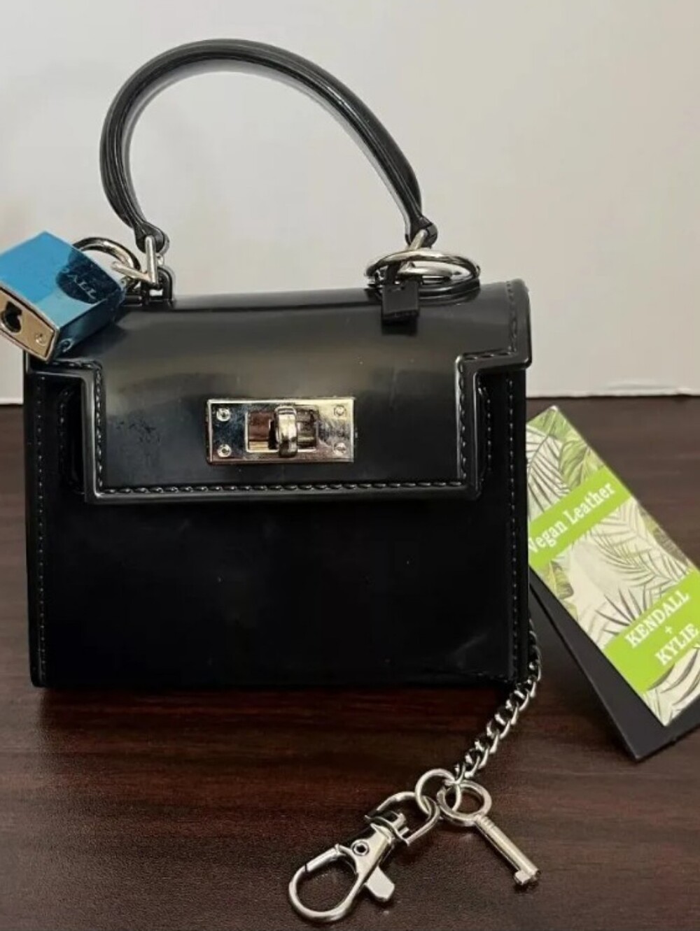 Kendall + Kylie Lock & Key Micro Mini Purses Shoulder Chain NWT